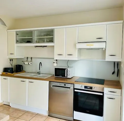 Le Bon Compromis Dom wakacyjny Poitiers